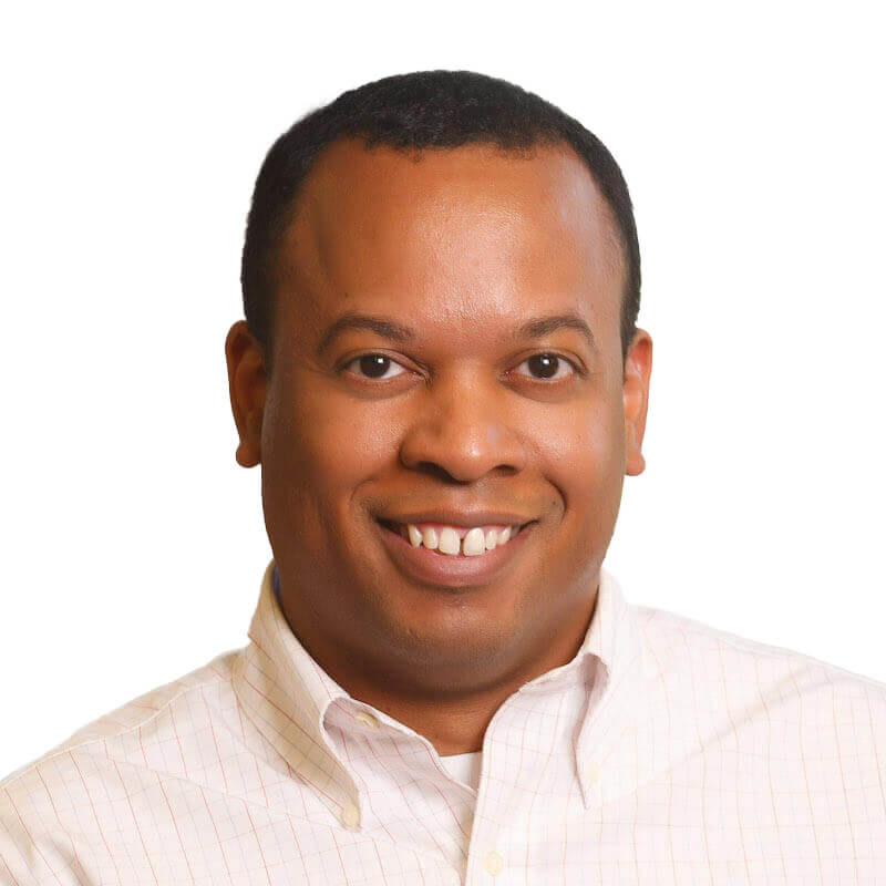 Omar Quintero headshot