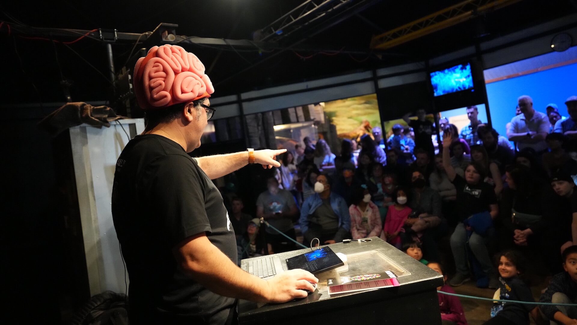 Rui Costa shares neuroscience with visitors of all ages on the Live Science Stage.