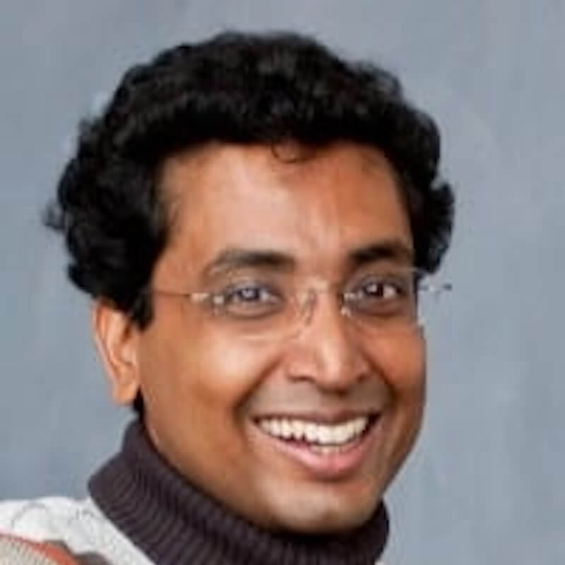 Ramanathan headshot